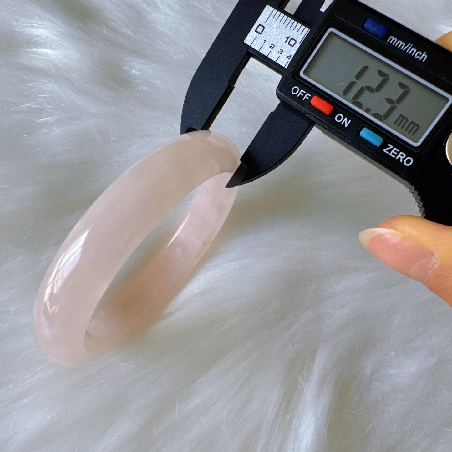 Heartglow - Pure Love Rose Quartz Bangle, Pink Crystal Quartz Gemstone Bangle