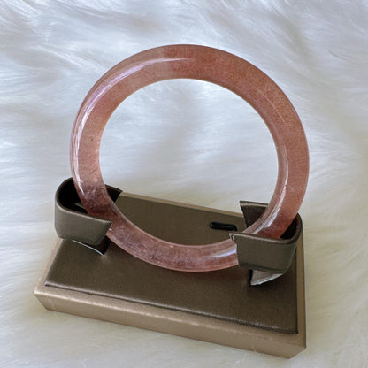 Aurora Berry – Strawberry Quartz Bangle Bracelet