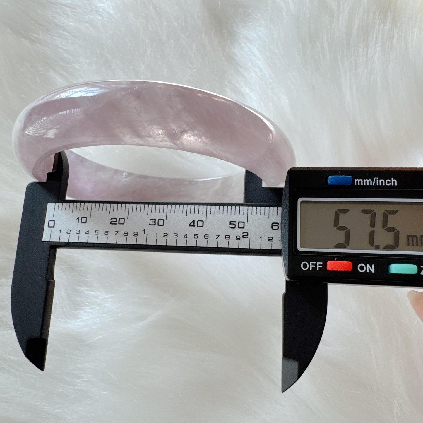 Dreamveil – Minimalist Amethyst Bangle Bracelet, Light Purple Amethyst Bracelet