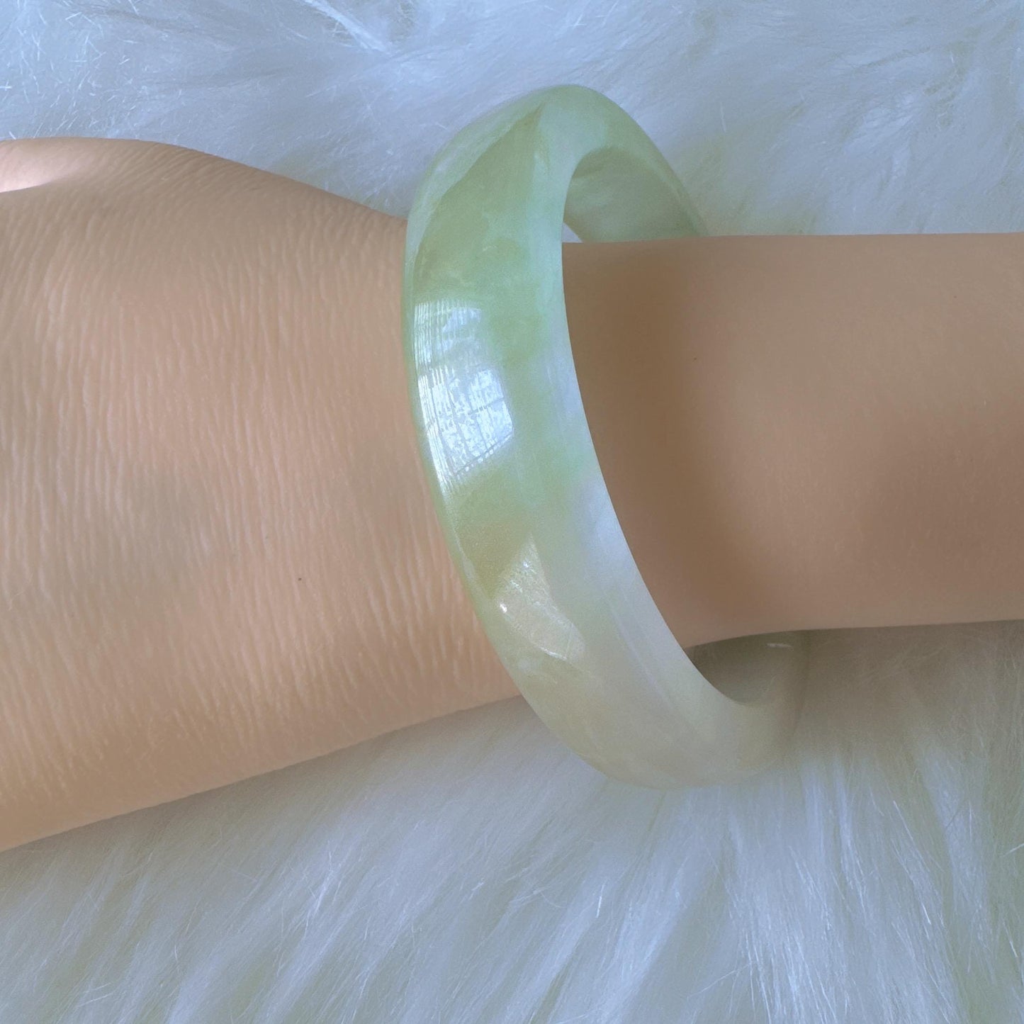 Earthveil - Earthveil – Square-Cut Jade Bracelet