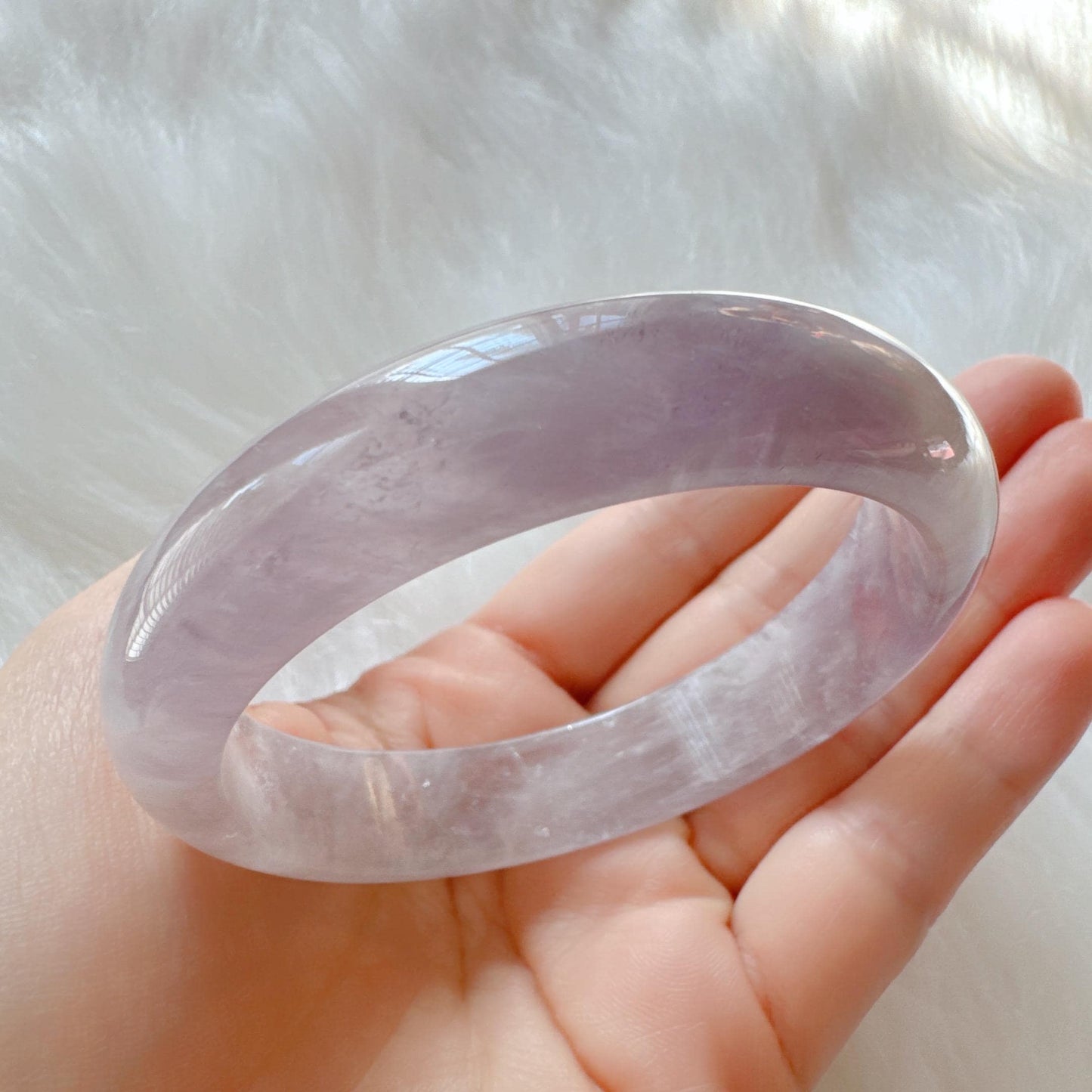 Dreamveil – Minimalist Amethyst Bangle Bracelet, Light Purple Amethyst Bracelet