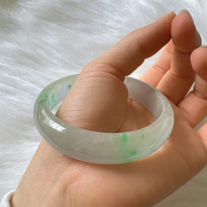 Earthveil - Timeless Light Green Burma Jade Bangle Bracelet