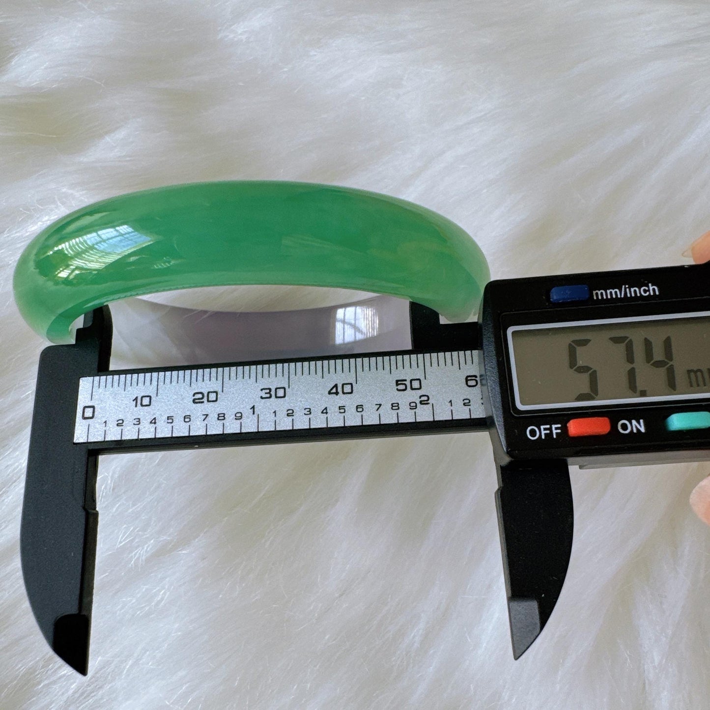 Earthveil - Lavender Green Burma Jade Bangle Bracelet