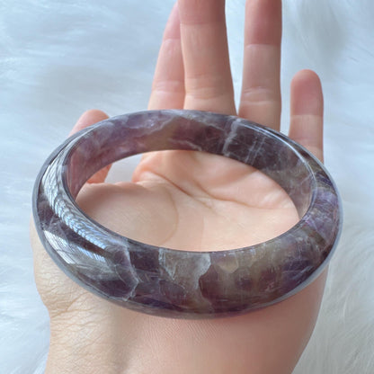 Dreamveil – Lavender Quartz Amethyst Gemstone Bangle