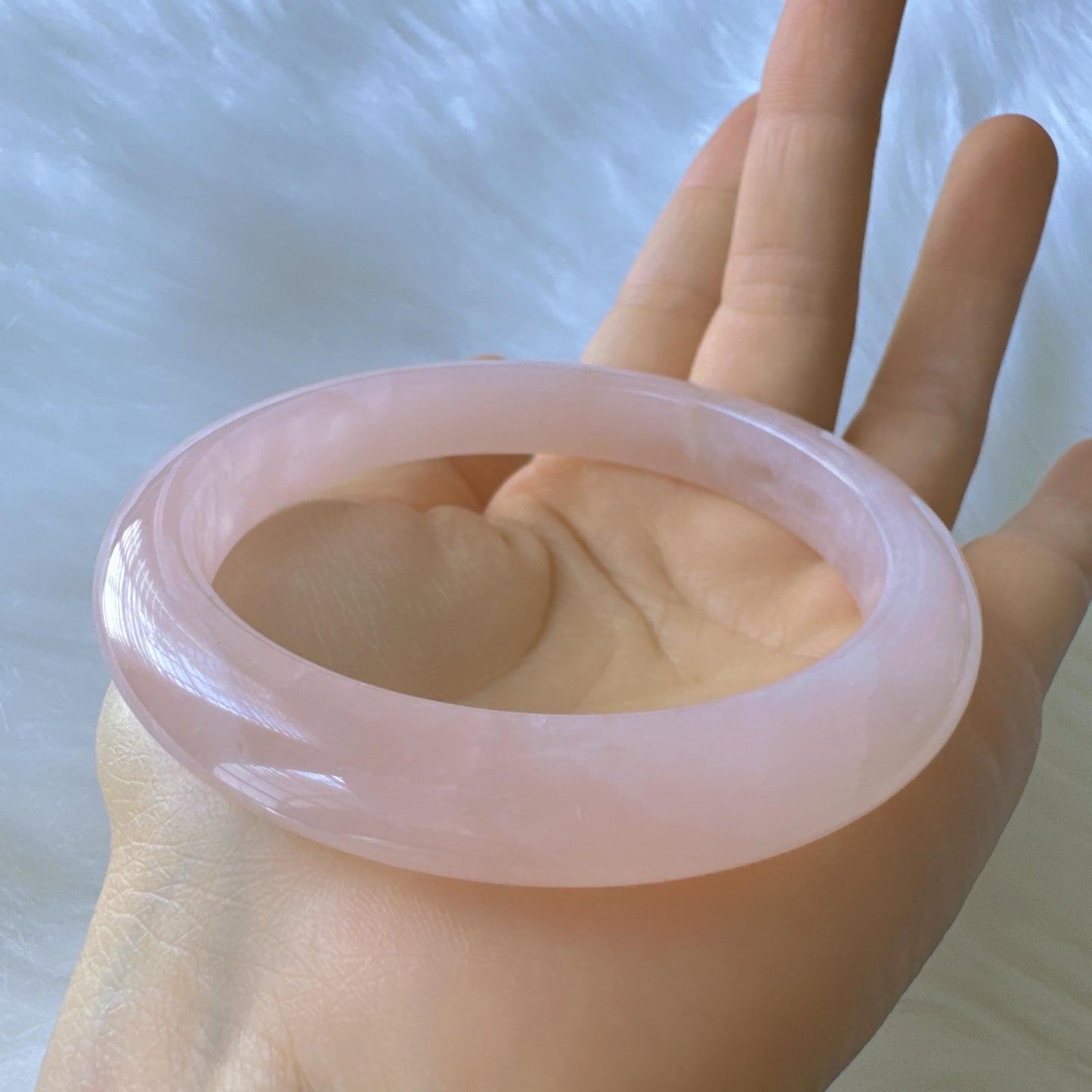 Heartglow - Balanced Rose Quartz Pink Crystal Gemstone Bangle