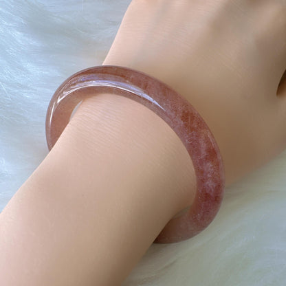 Aurora Berry – Strawberry Quartz Bangle Bracelet