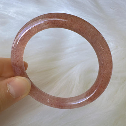 Aurora Berry – Strawberry Quartz Bangle Bracelet