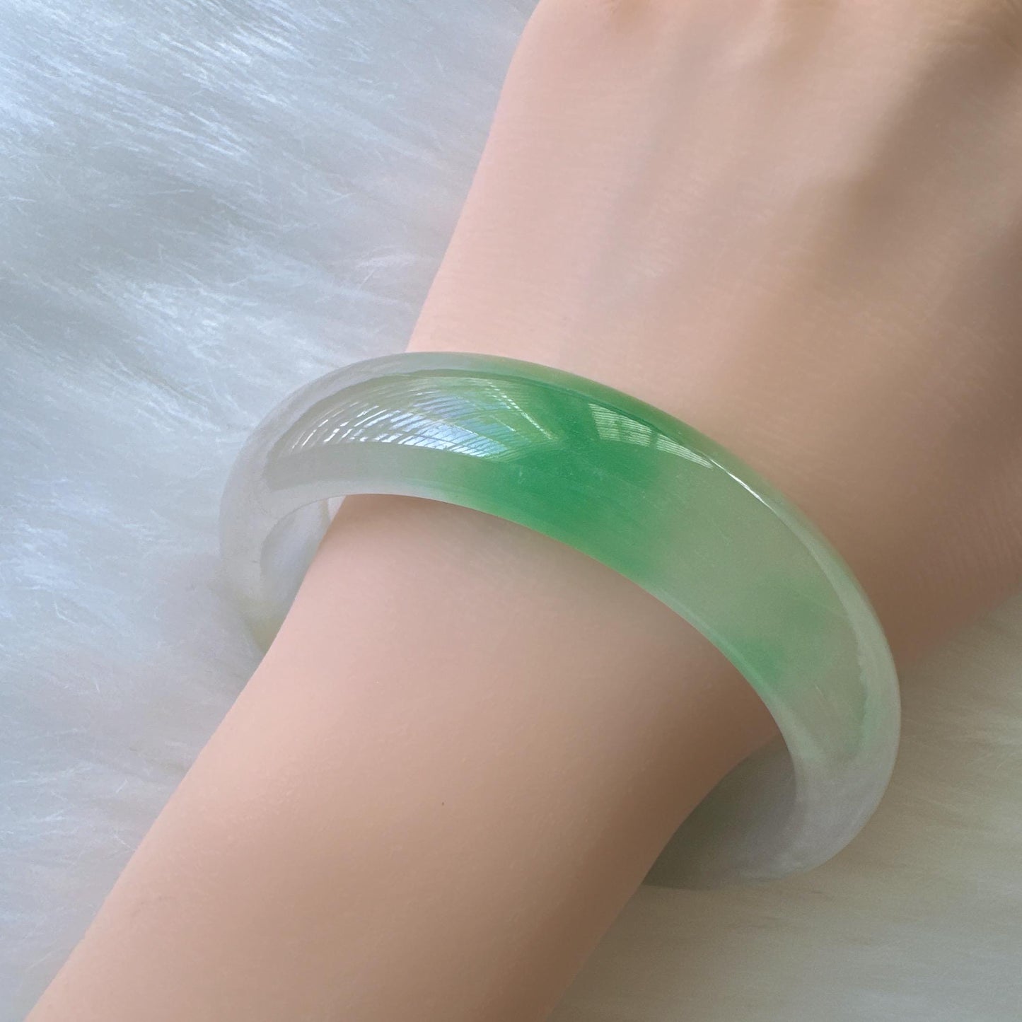 Earthveil - Green and White Burma Jade Jadeite Bangle
