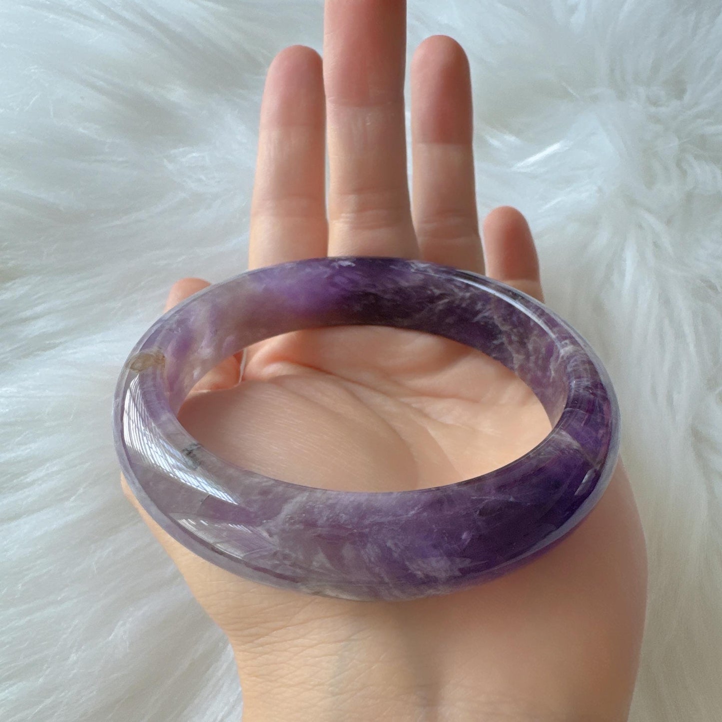 Dreamveil – Sweet Purple Amethyst Gemstone Bangle
