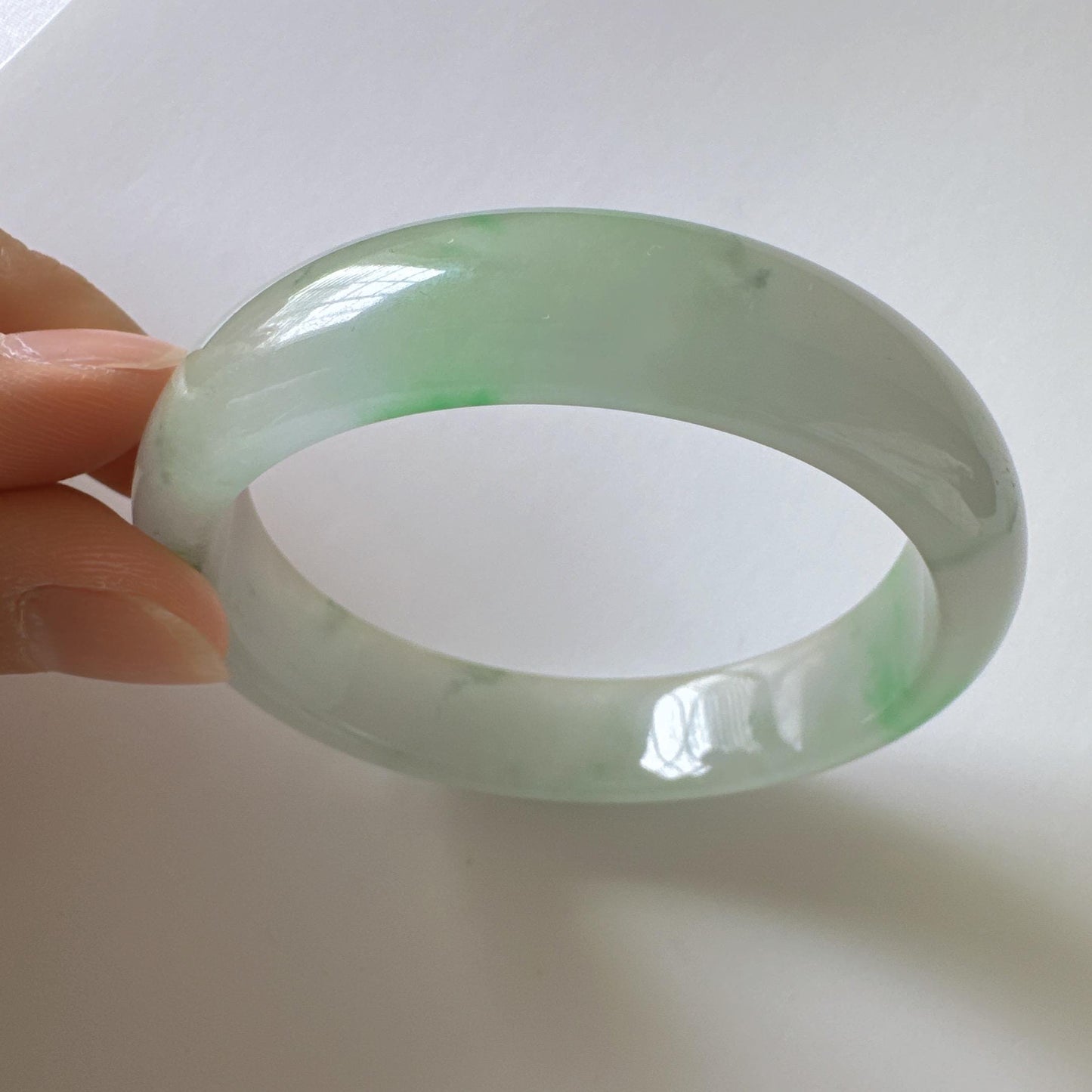 Earthveil - Timeless Light Green Burma Jade Bangle Bracelet
