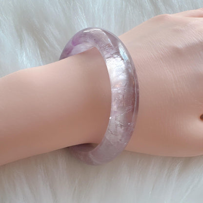 Dreamveil – Gentle Glow Amethyst Bangle Bracelet, Light Purple Amethyst Bracelet, Lavender Quartz Bangle