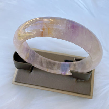 Dreamveil – Natural Amethyst Healing Bangle