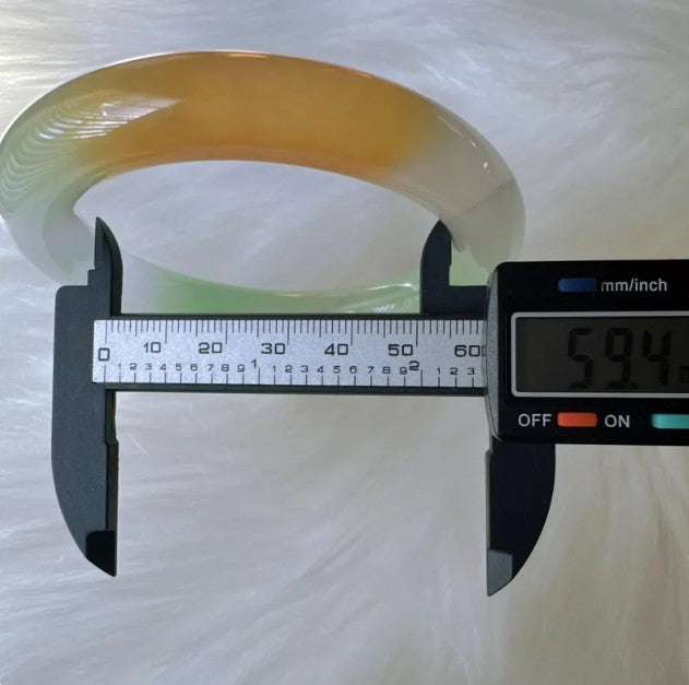 Earthveil - Round Shaped Multi Colored Burma Jade Bangle Bracelet