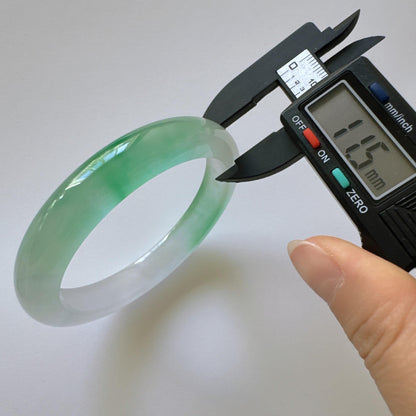 Earthveil - Polished Green and White Jade Jadeite Bangle