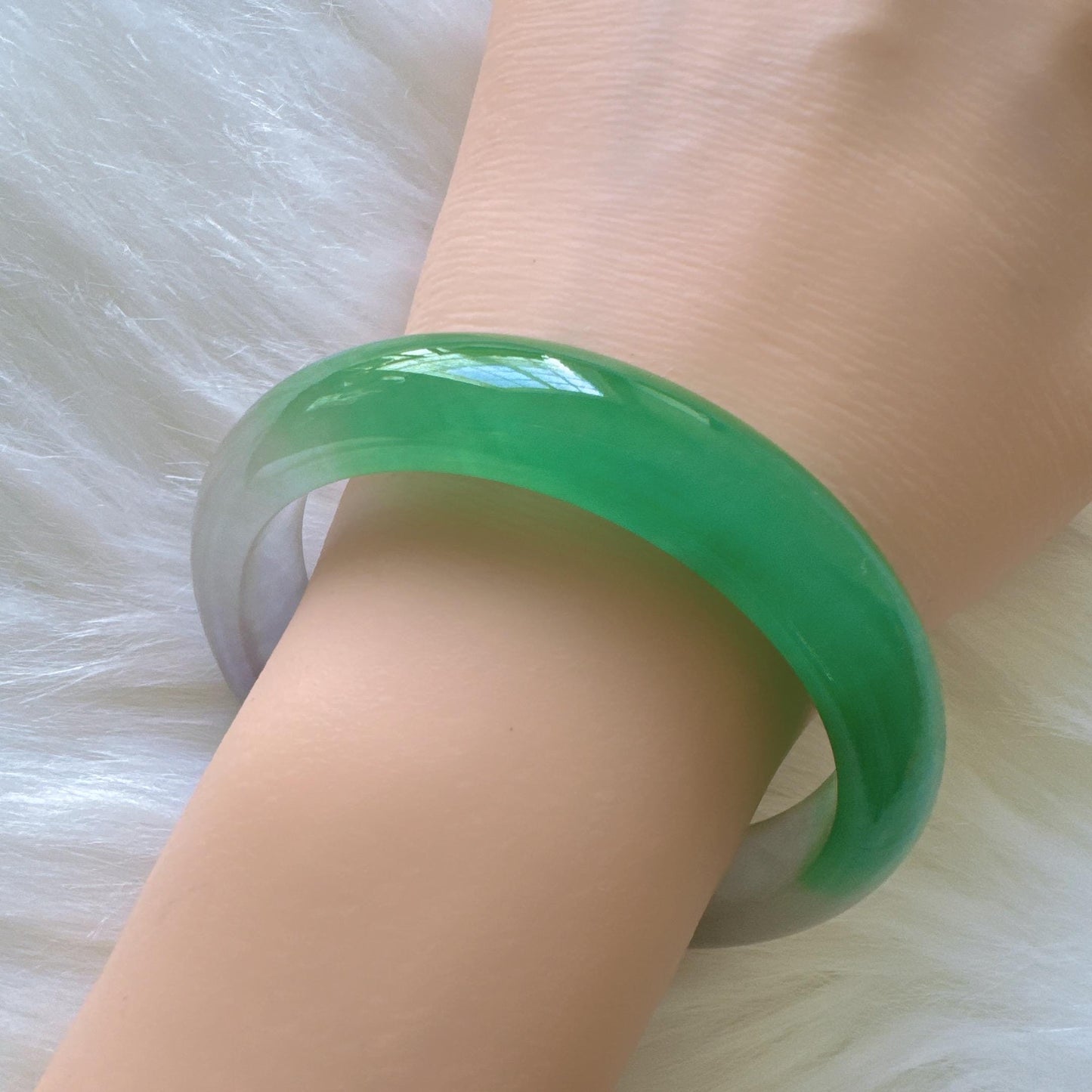 Earthveil - Lavender Green Burma Jade Bangle Bracelet