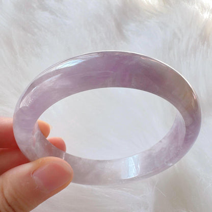 Dreamveil – Minimalist Amethyst Bangle Bracelet, Light Purple Amethyst Bracelet