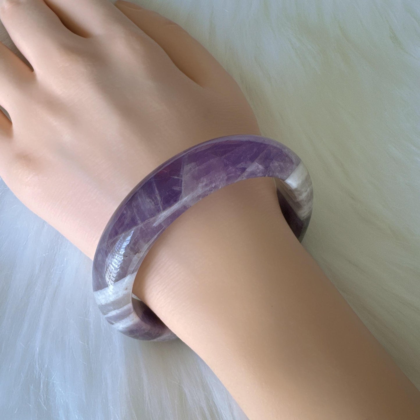 Dreamveil – Lavender Amethyst Gemstone Bangle, Purple Crystal Quartz Gemstone Bangle