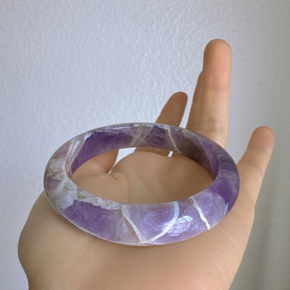 Dreamveil – Smooth Finish Amethyst Gemstone Bangle, Purple Crystal Quartz Gemstone Bangle