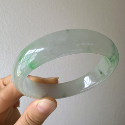 Earthveil - Timeless Light Green Burma Jade Bangle Bracelet