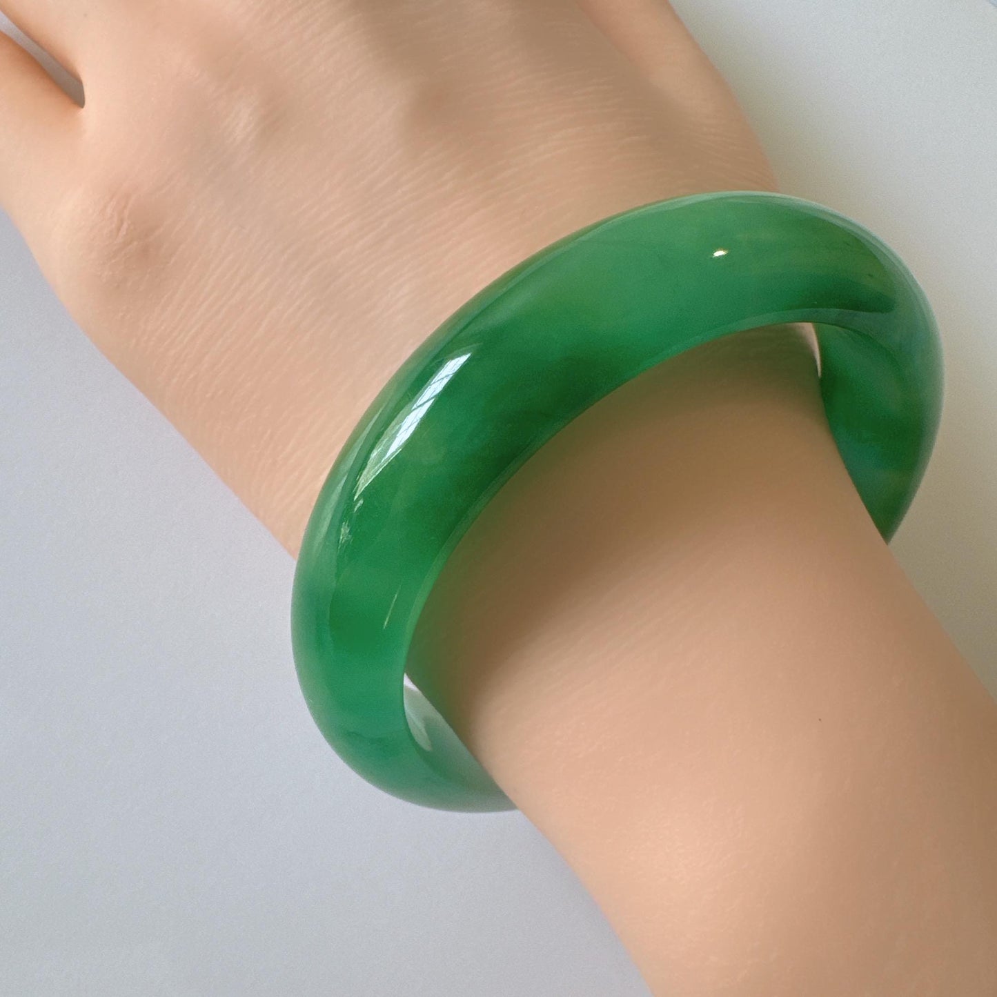 Earthveil - Forest Green Wide Jade Jadeite Bangle