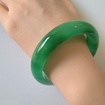 Earthveil - Forest Green Wide Jade Jadeite Bangle